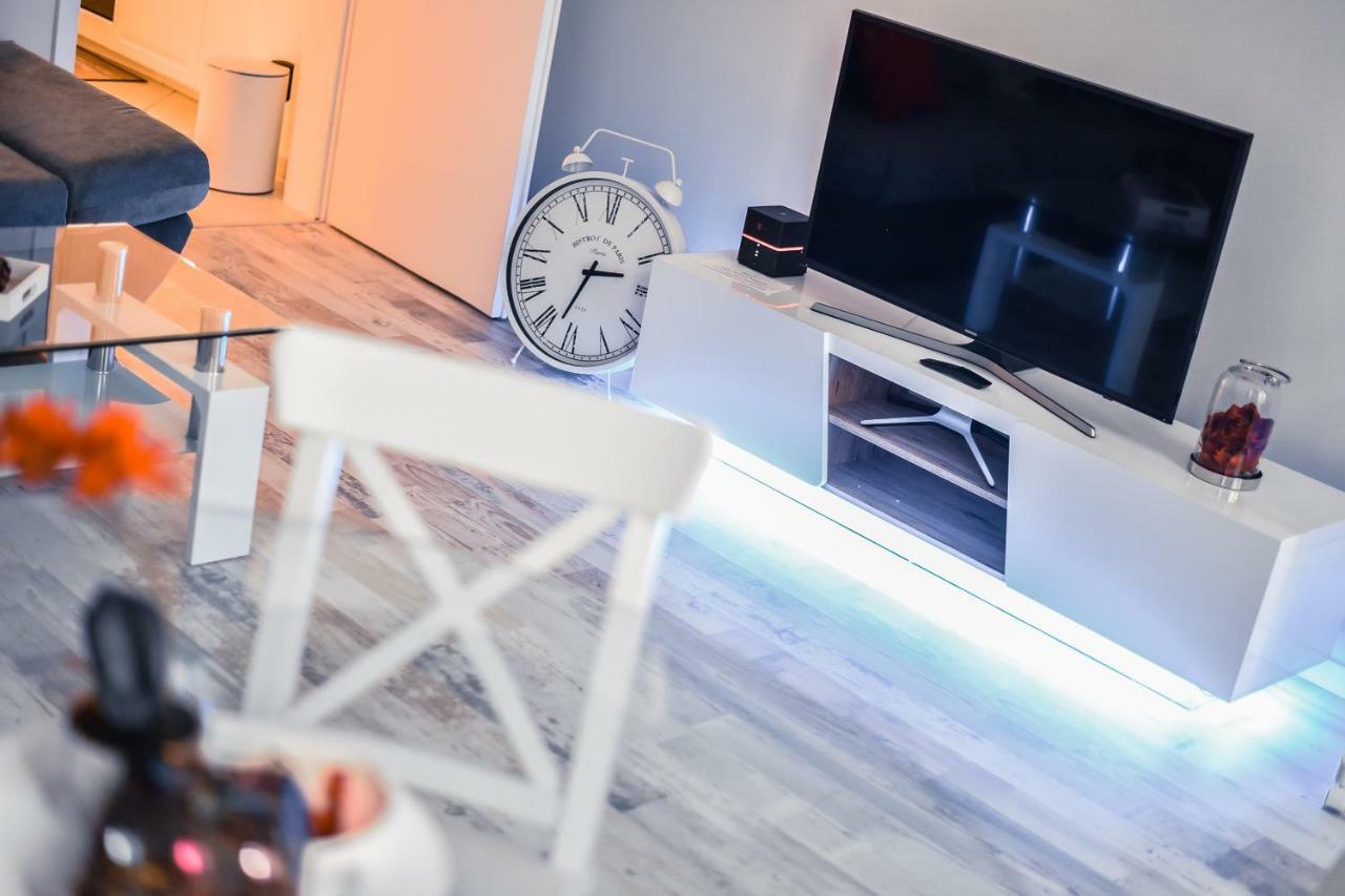 New Designed Apartment In Відень Екстер'єр фото